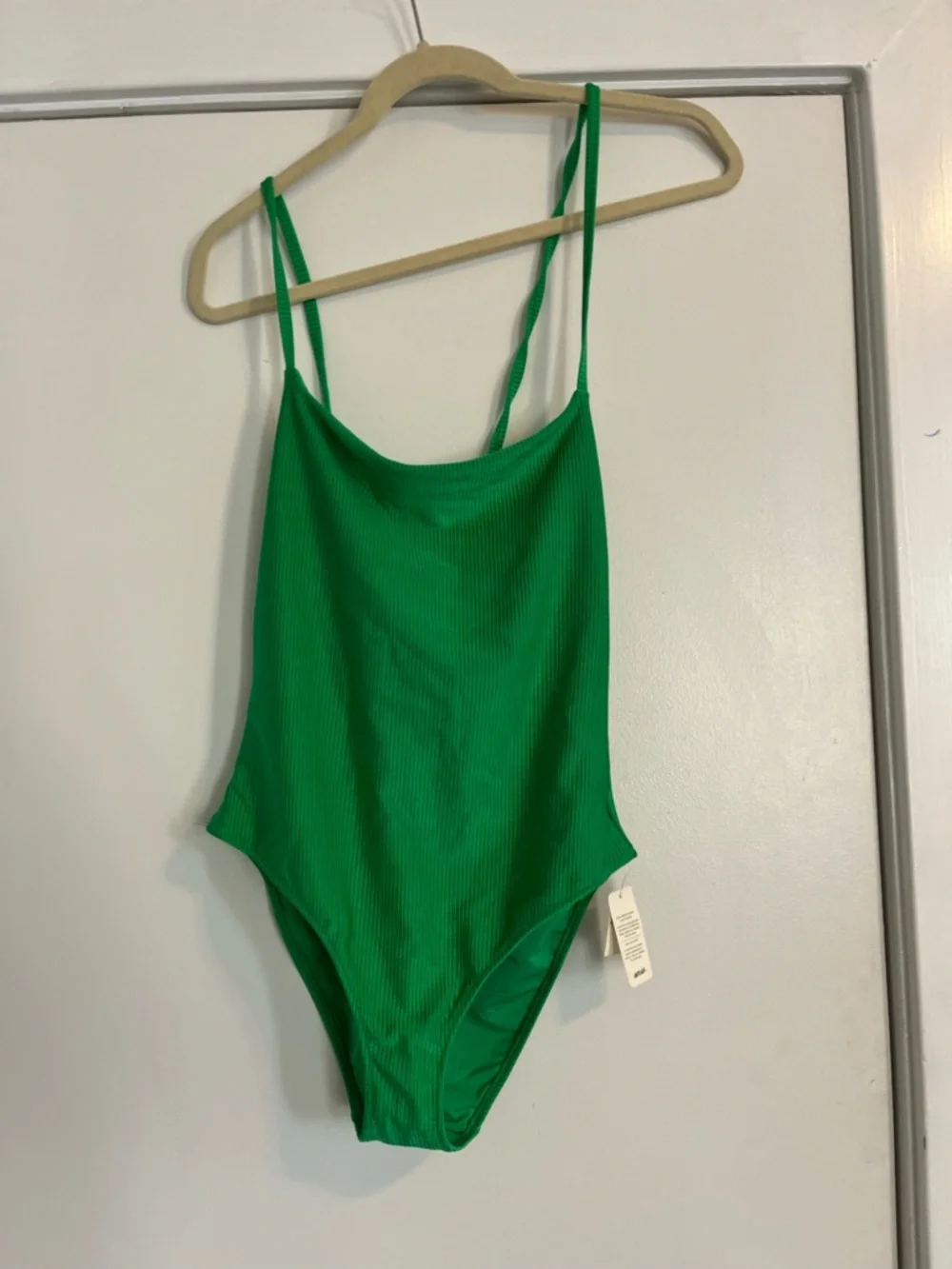 aerie Bright Green shiny Ribbed strappy One-Piece Swimsuit women’s medium NWT - Picture 3 of 7